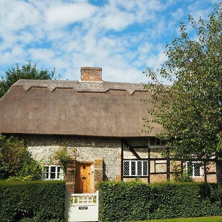 Nightingale Cottage Bed And Breakfast Chichester Exterior foto
