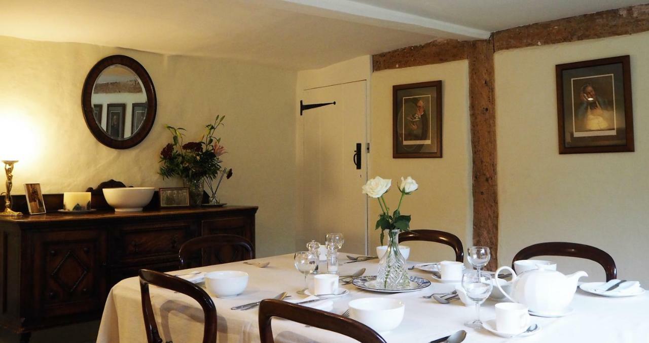 Nightingale Cottage Bed And Breakfast Chichester Exterior foto